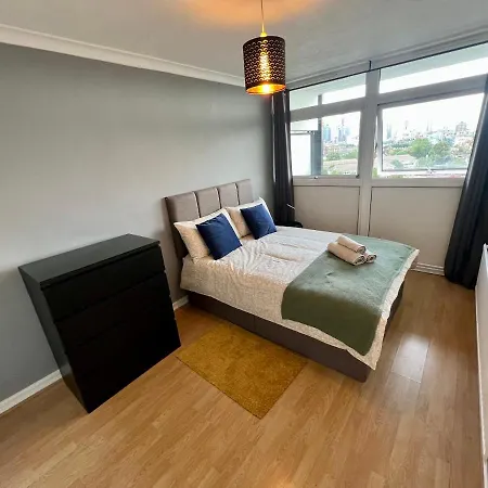 New Tower Bridge , Canada Water 2 Bedroom Flat With A View London Exterior photo