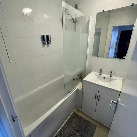 New Tower Bridge , Canada Water 2 Bedroom Flat With A View London Exterior photo